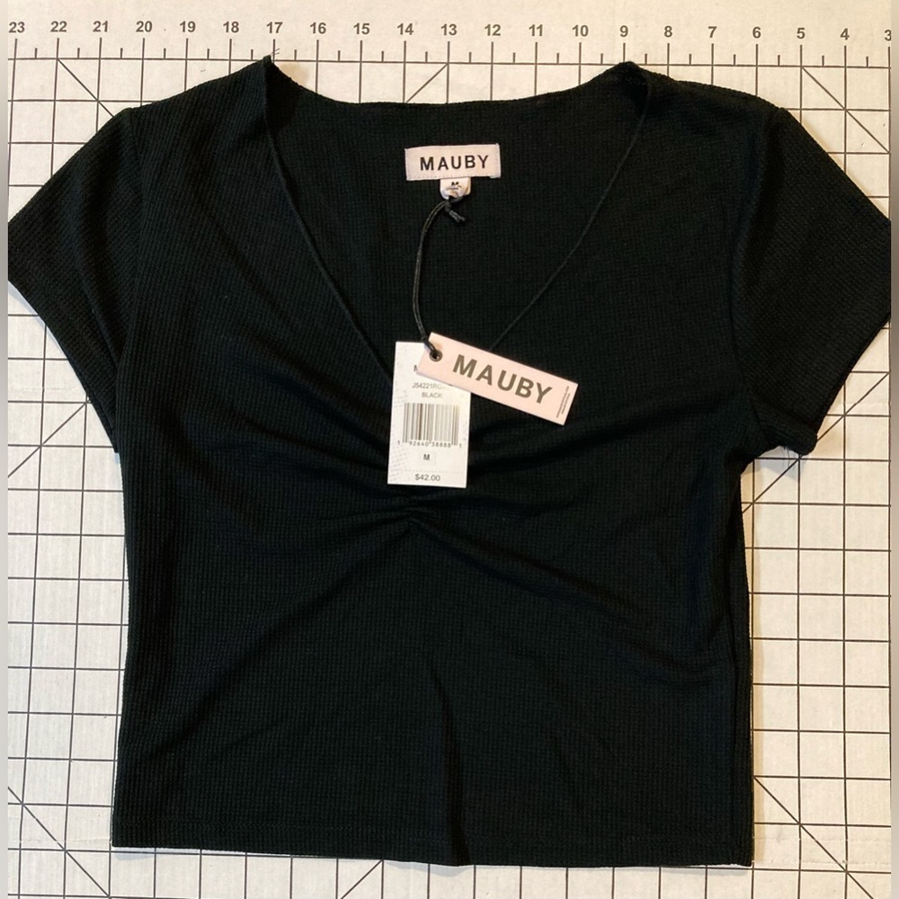 NWT Mauby Women’s Size Medium Black Waffle Crop‎ Trop